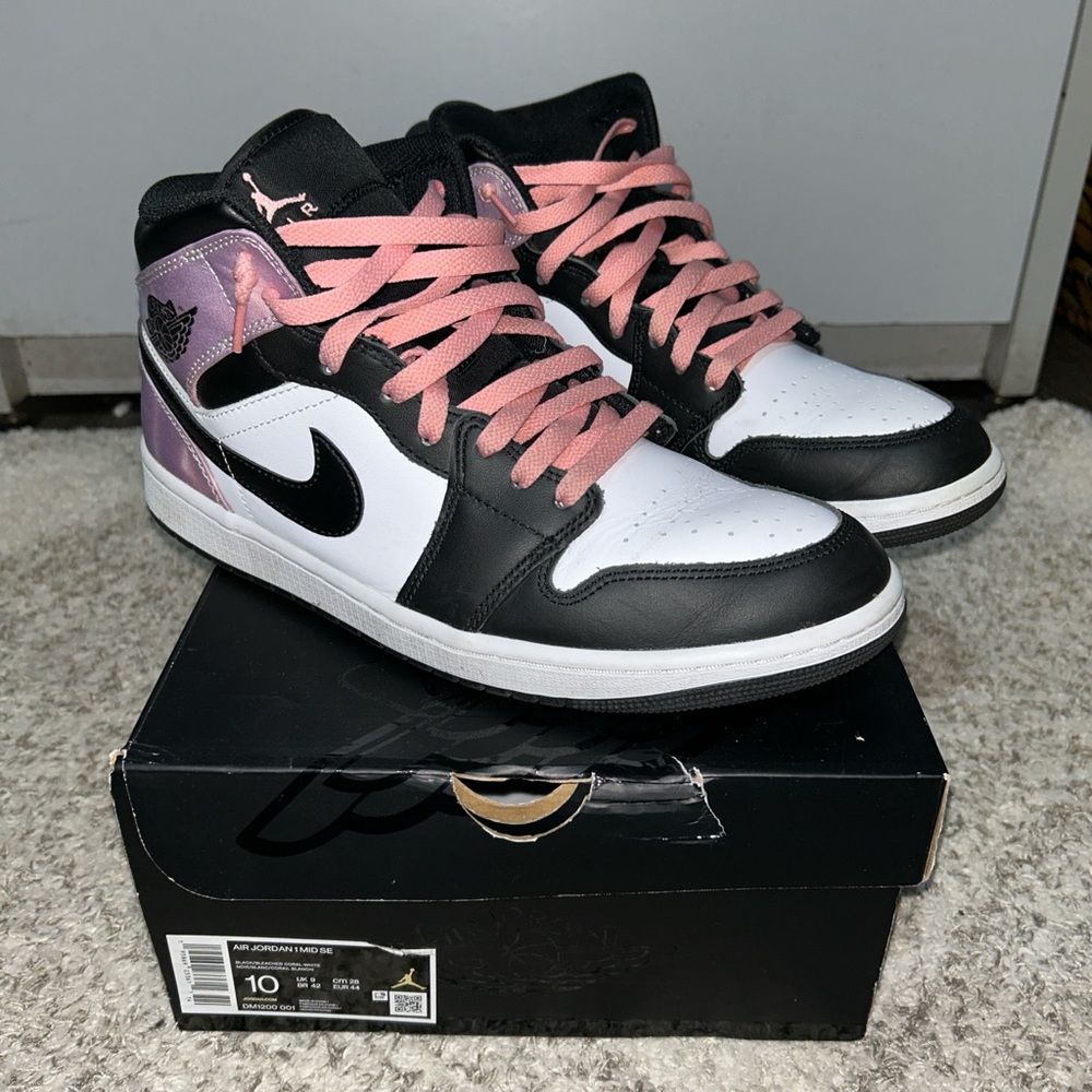 Jordan 1 Mid Zen